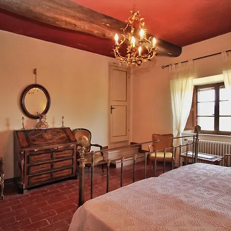 Castello Di - Residenza D'epoca 4*