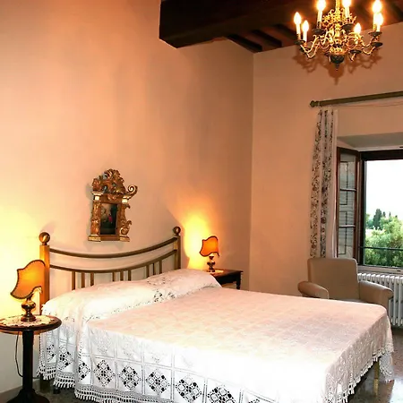 Castello Di - Residenza D'epoca Bed & Breakfast