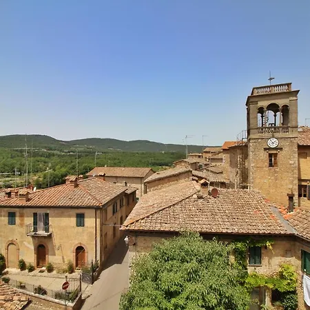 Bed & Breakfast Castello Di - Residenza D'epoca 4*